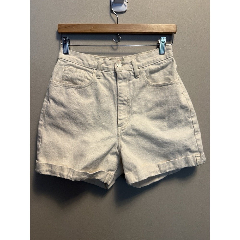 Vintage Guess 90's Denim High Waist Jean Shorts Off White Size‎ 30